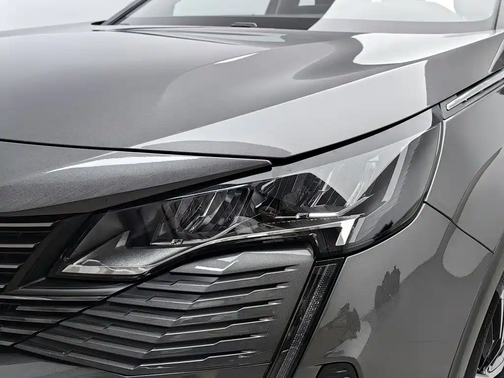 Peugeot 4008 — миниатюра 7