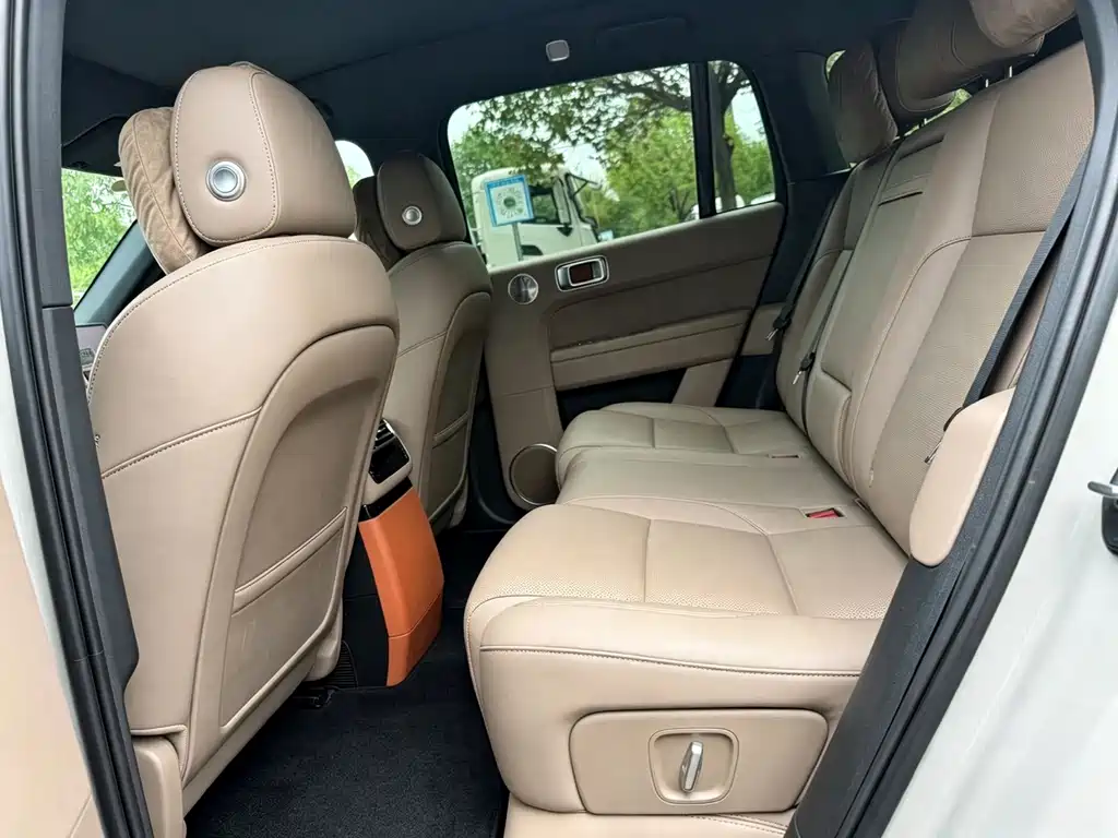 Li Auto Li L6 — миниатюра 8