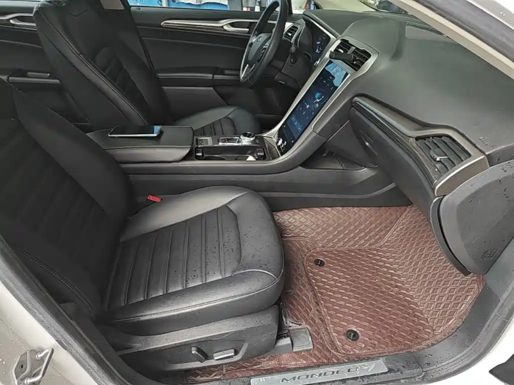 Ford Mondeo — миниатюра 25
