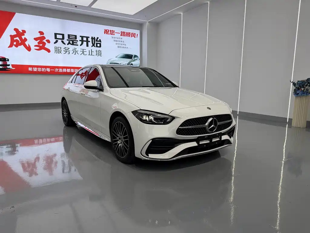 Mercedes-Benz C-Class — миниатюра 3