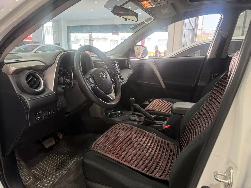 TOYOTA RAV4 RONGFANG