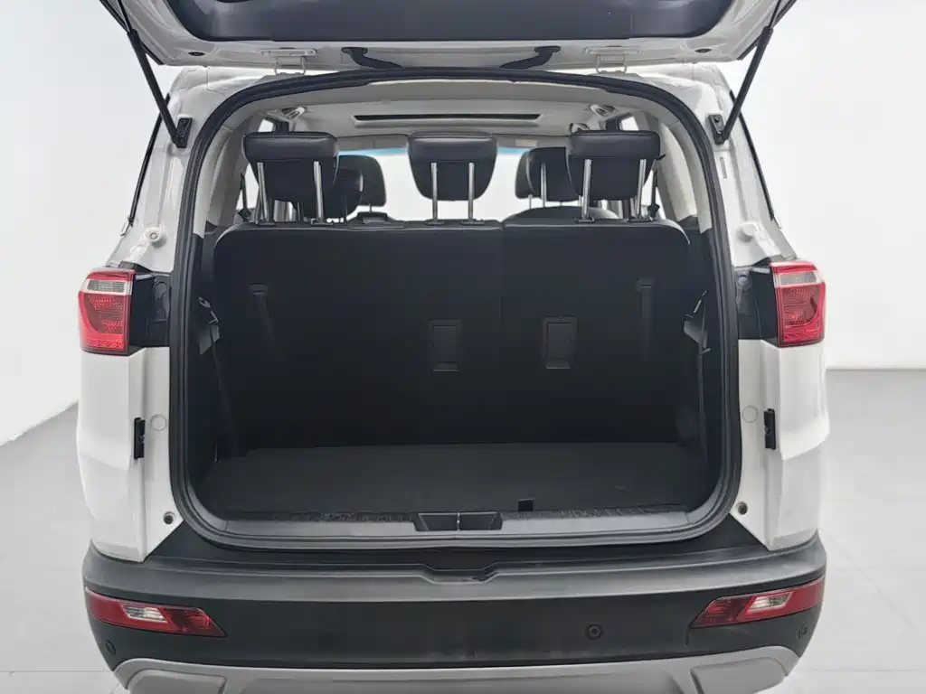 Wuling Hongguang S3 — миниатюра 16