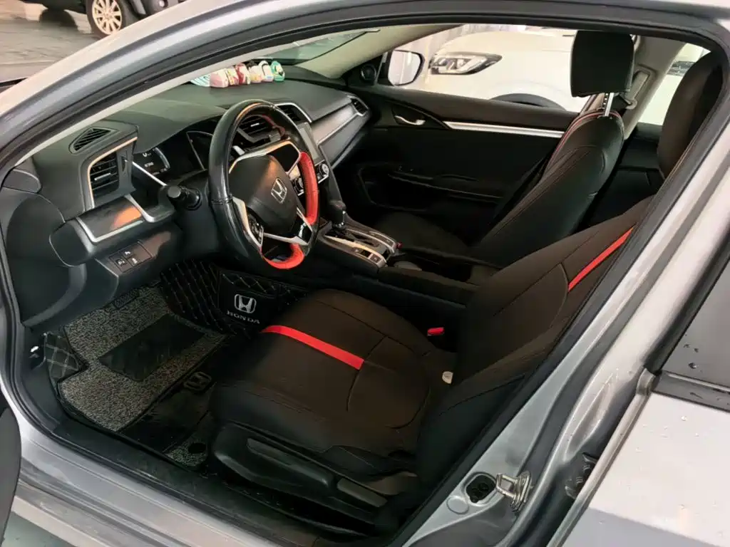 Honda Civic — миниатюра 15