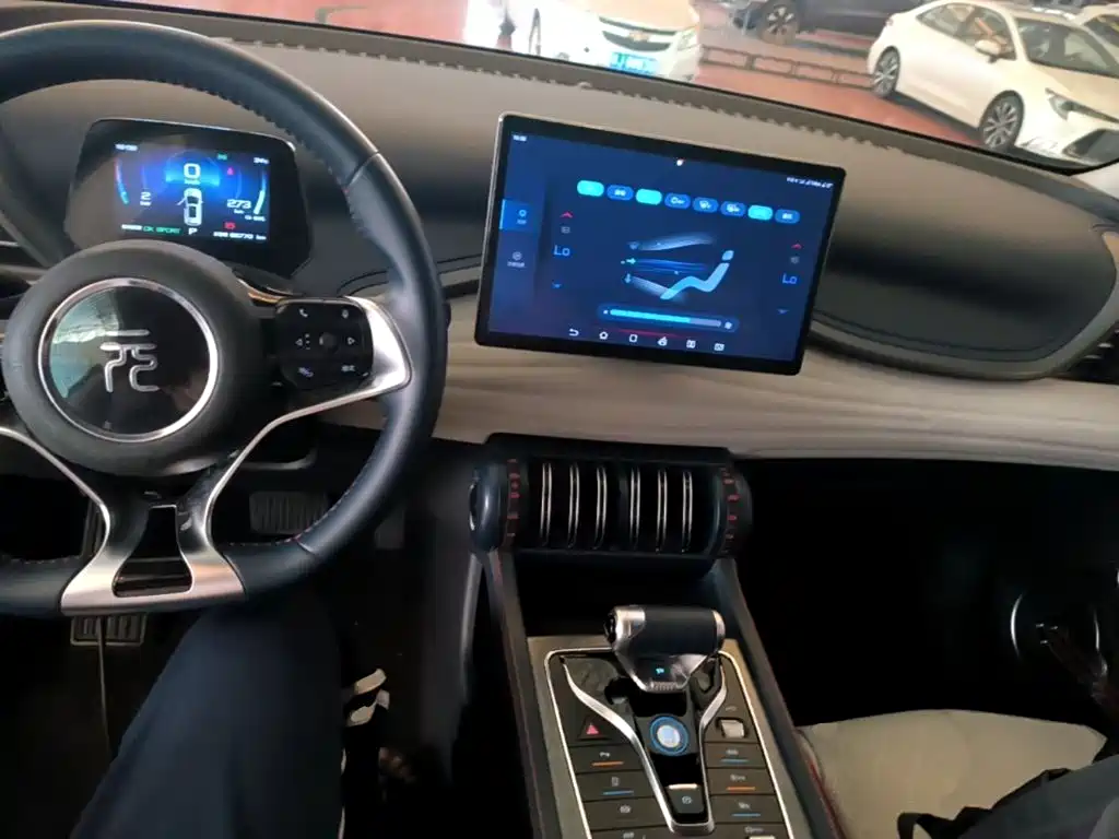 BYD Yuan Plus — миниатюра 10