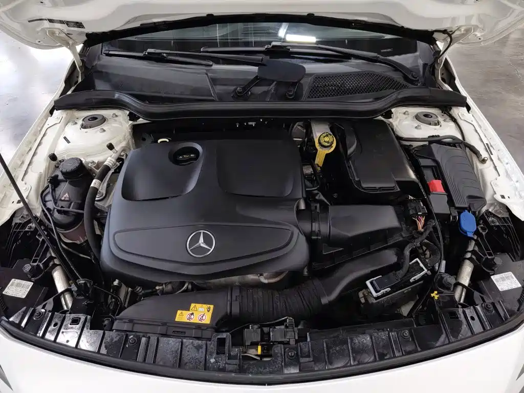 Mercedes-Benz GLA — миниатюра 6