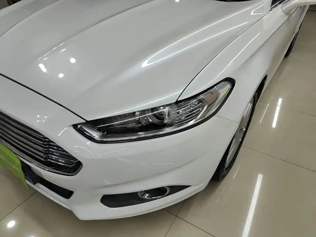 Ford Mondeo — миниатюра 24