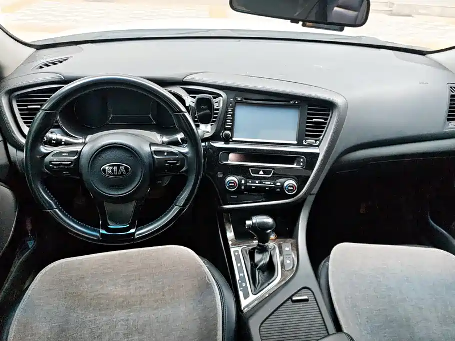 Kia K5 — миниатюра 12