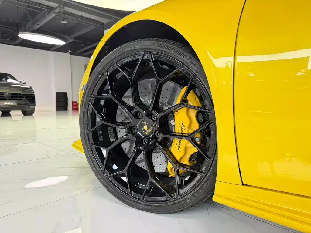 Lamborghini Huracán — миниатюра 4