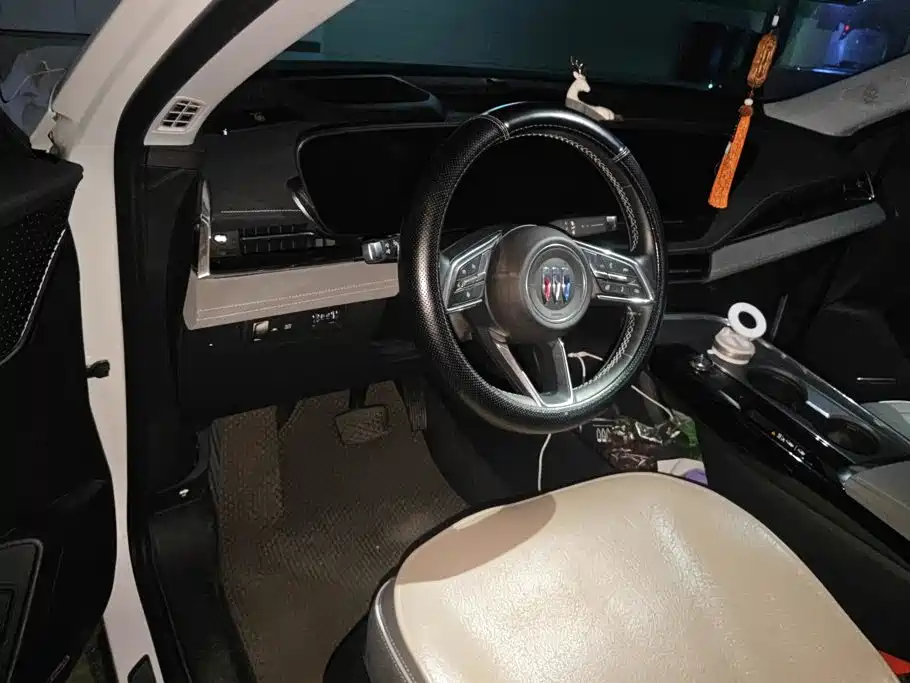 Buick E5 — миниатюра 12