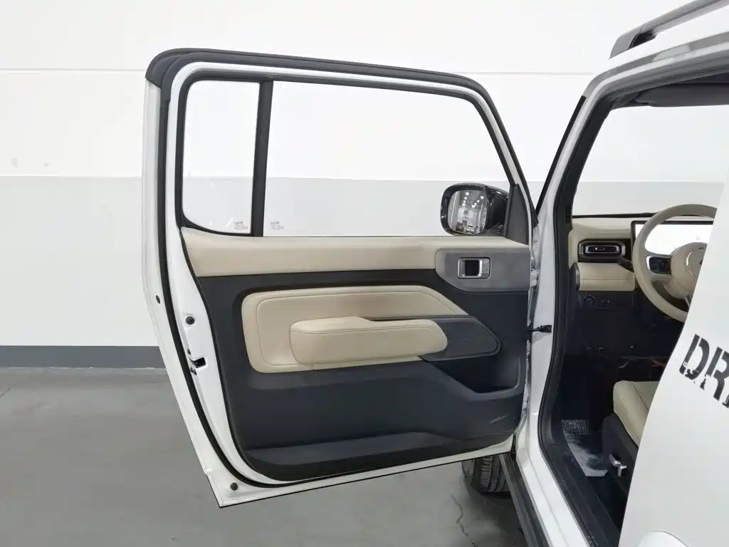 Baojun Yueye — миниатюра 8