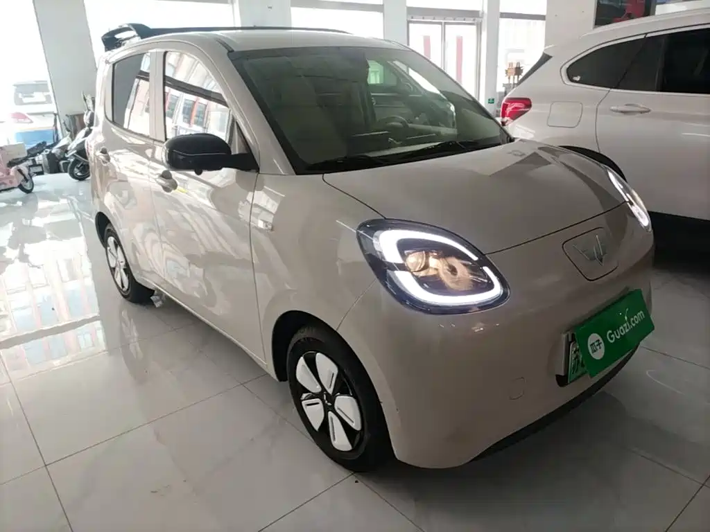 Wuling MINIEV — миниатюра 4