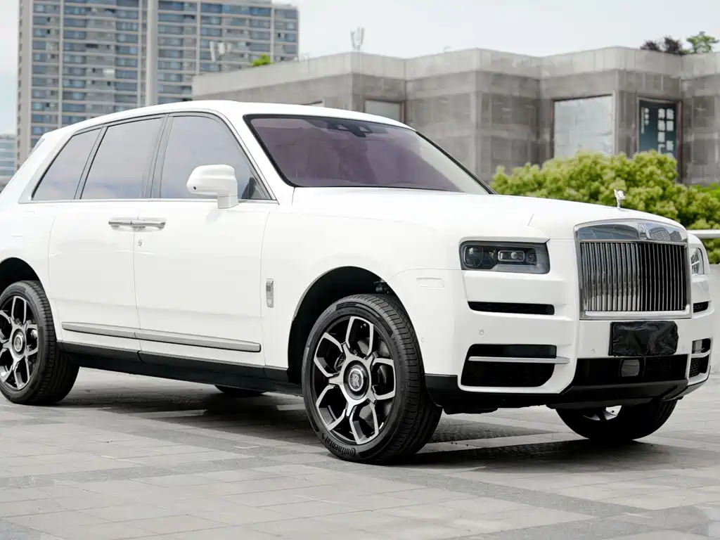 Rolls-Royce Cullinan — миниатюра 5