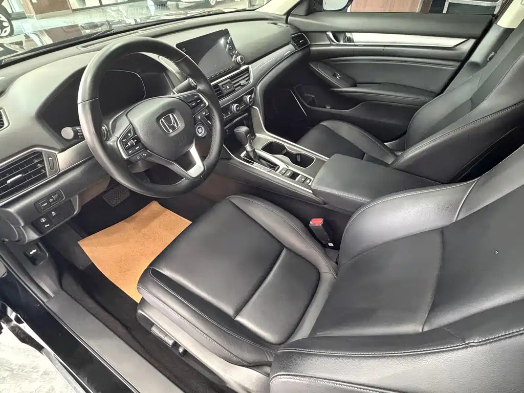 Honda Accord — миниатюра 9