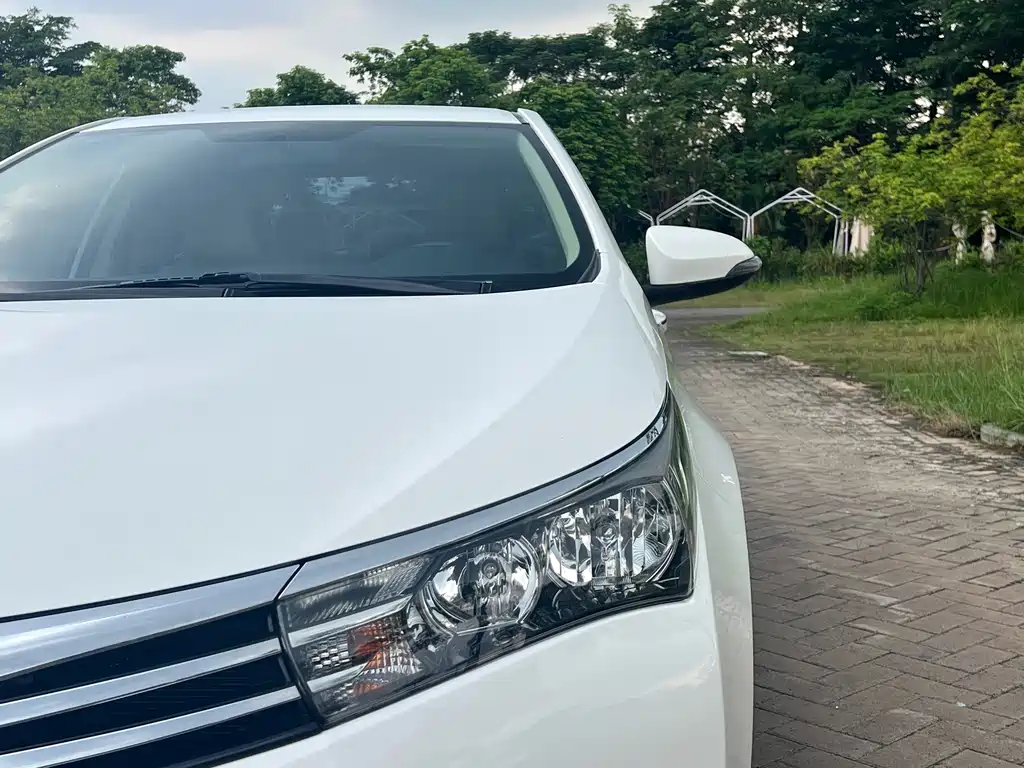 Toyota Corolla — миниатюра 6
