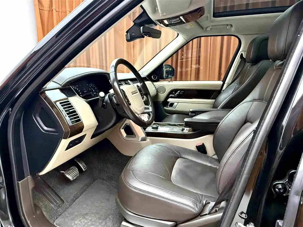 Land Rover Range Rover — миниатюра 7