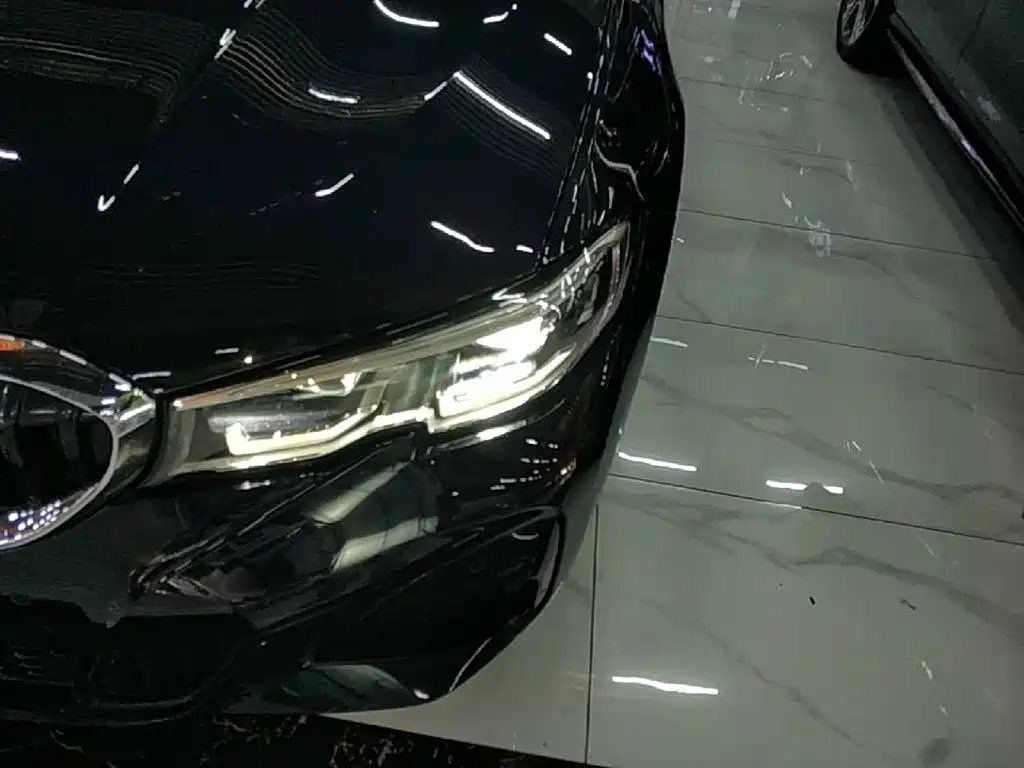 BMW 3 Series — миниатюра 24