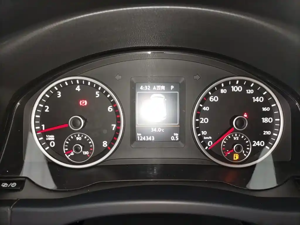 Volkswagen Tiguan — миниатюра 12