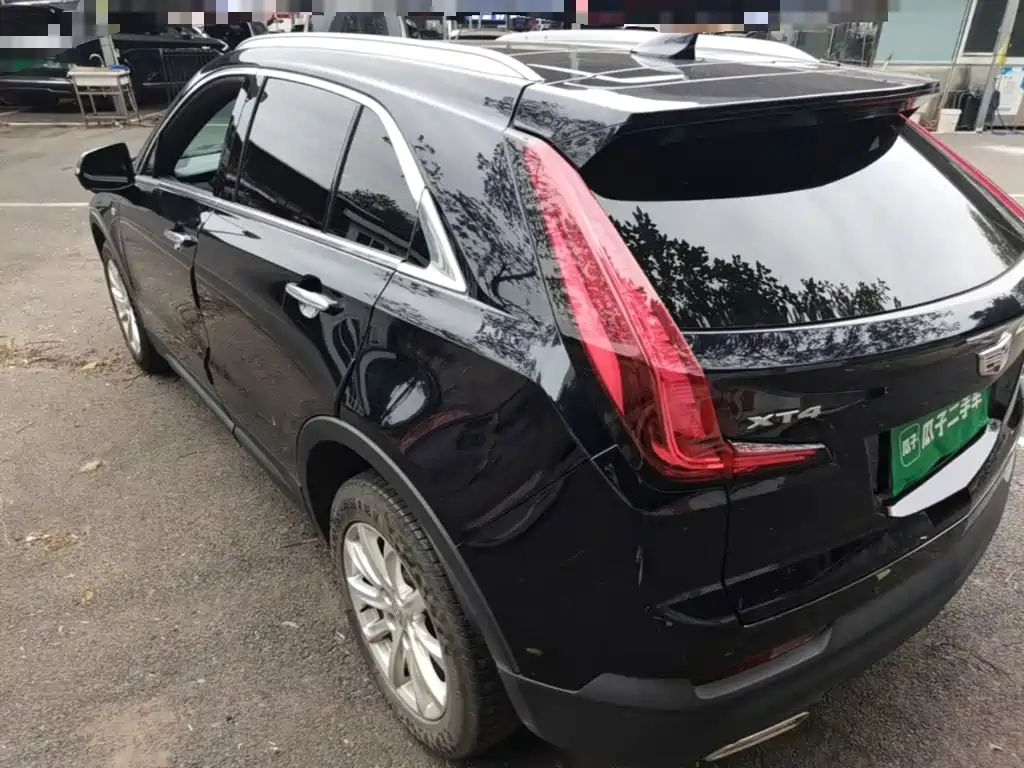Cadillac XT4 — миниатюра 5