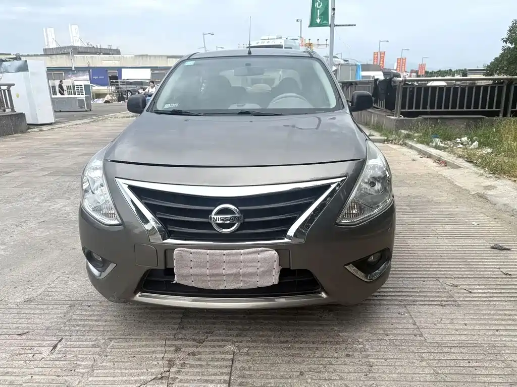 Nissan Sunny — миниатюра 4