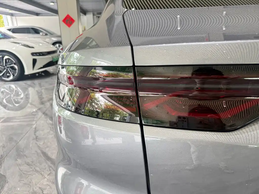 BYD Han — миниатюра 26