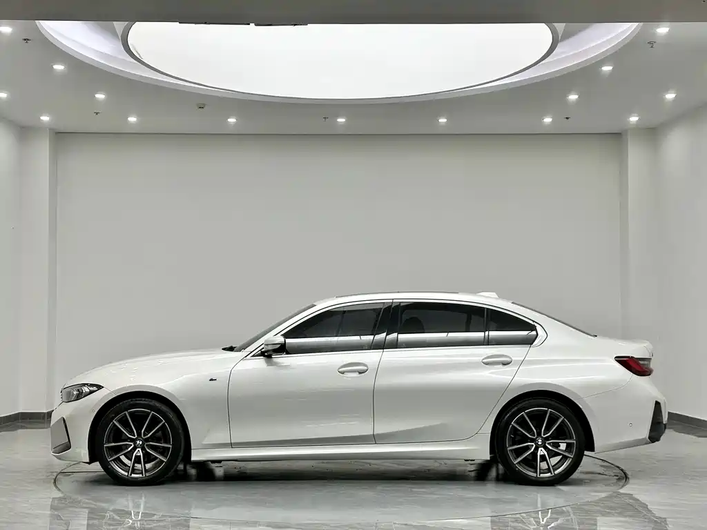 BMW 3 Series — миниатюра 4