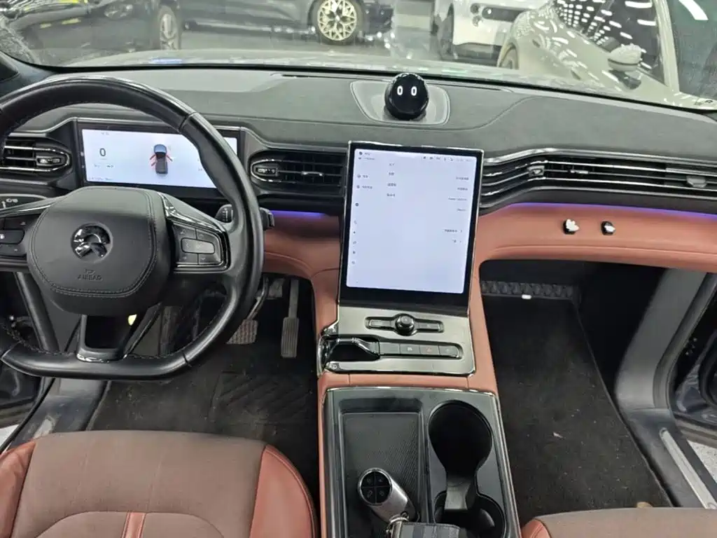 NIO EC6 — миниатюра 10