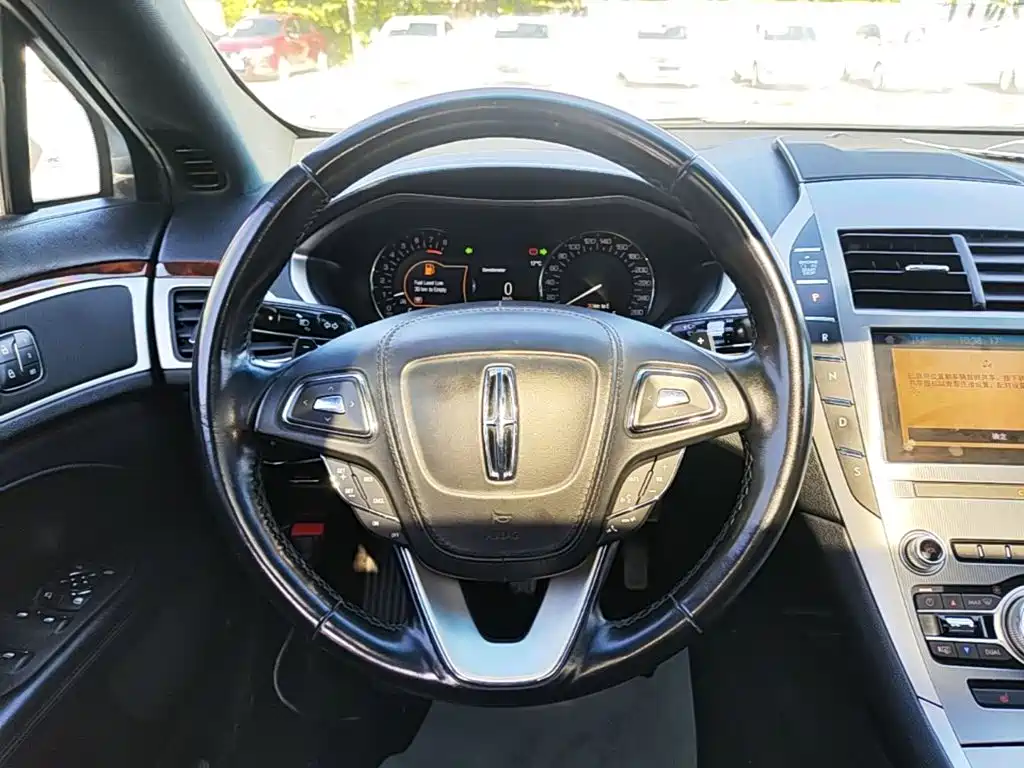 Lincoln MKZ — миниатюра 11