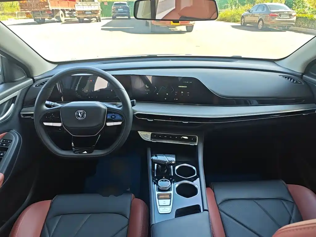 Changan Eado — миниатюра 10