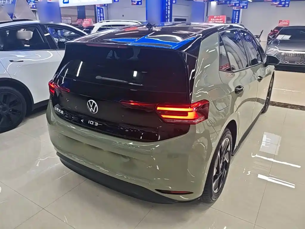 Volkswagen ID.3 — миниатюра 7