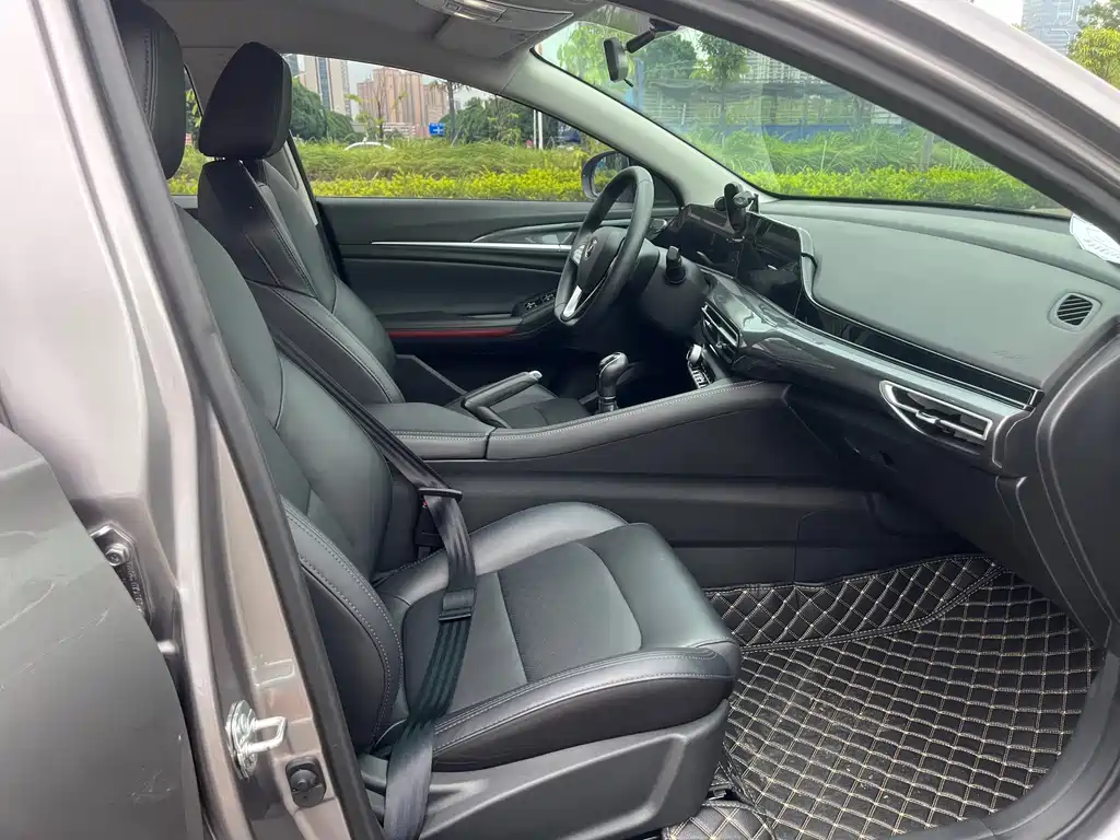 Changan Eado — миниатюра 10