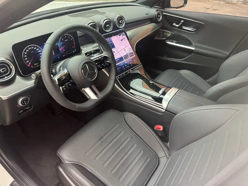 Mercedes-Benz C-Class — миниатюра 4
