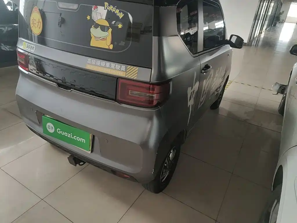 Wuling MINIEV — миниатюра 8
