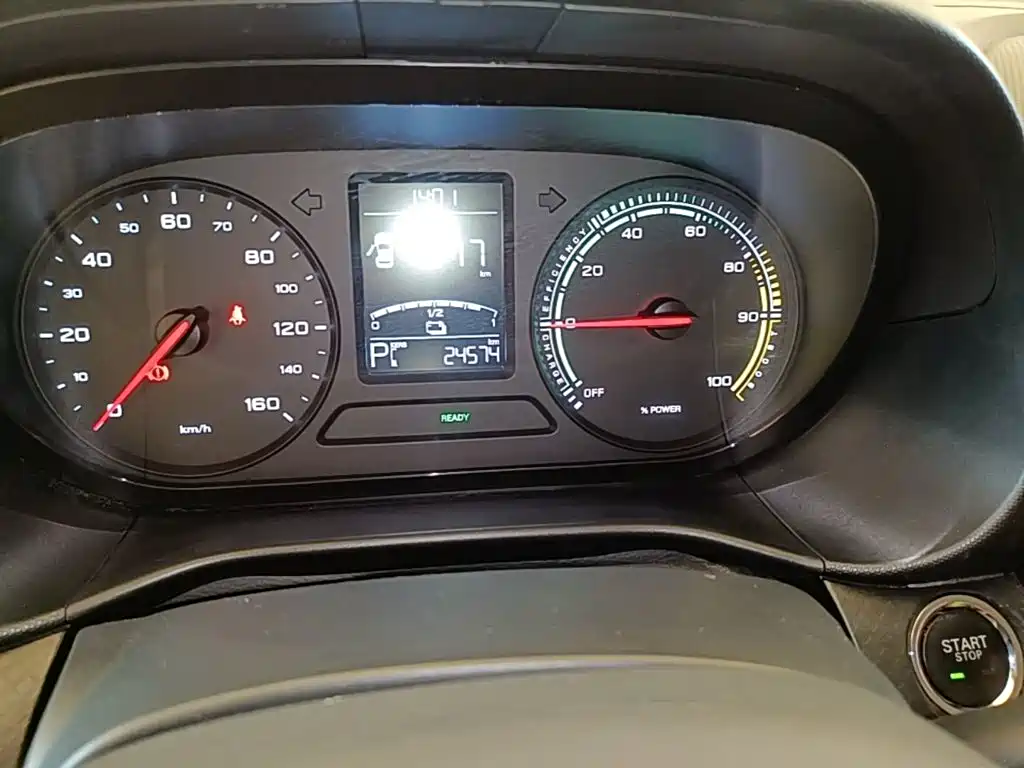 Roewe Clever — миниатюра 12