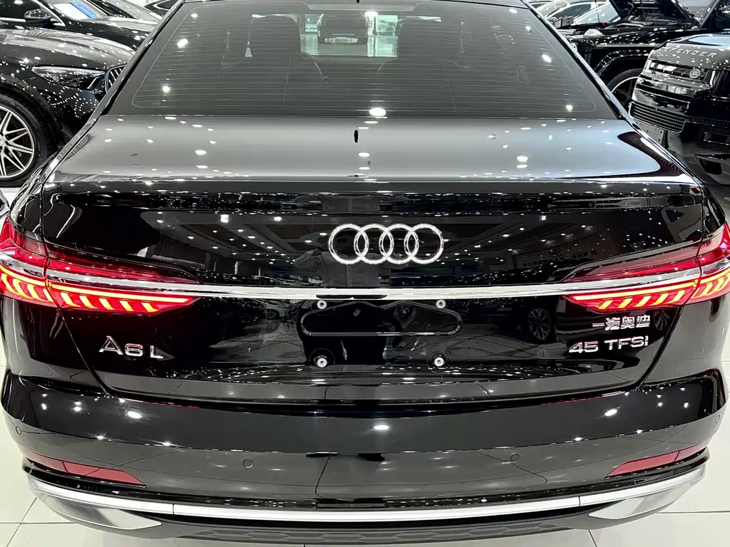 Audi A6L 2025 45 TFSI