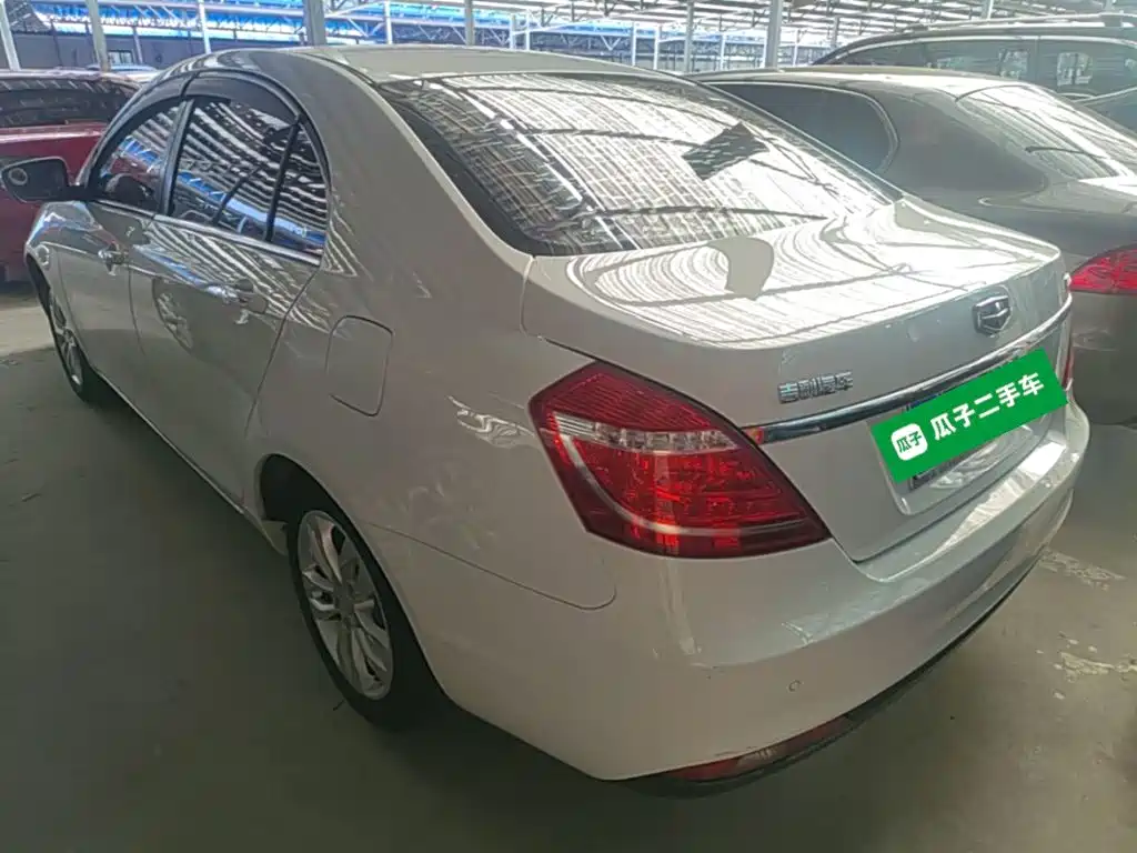Geely Emgrand — миниатюра 5