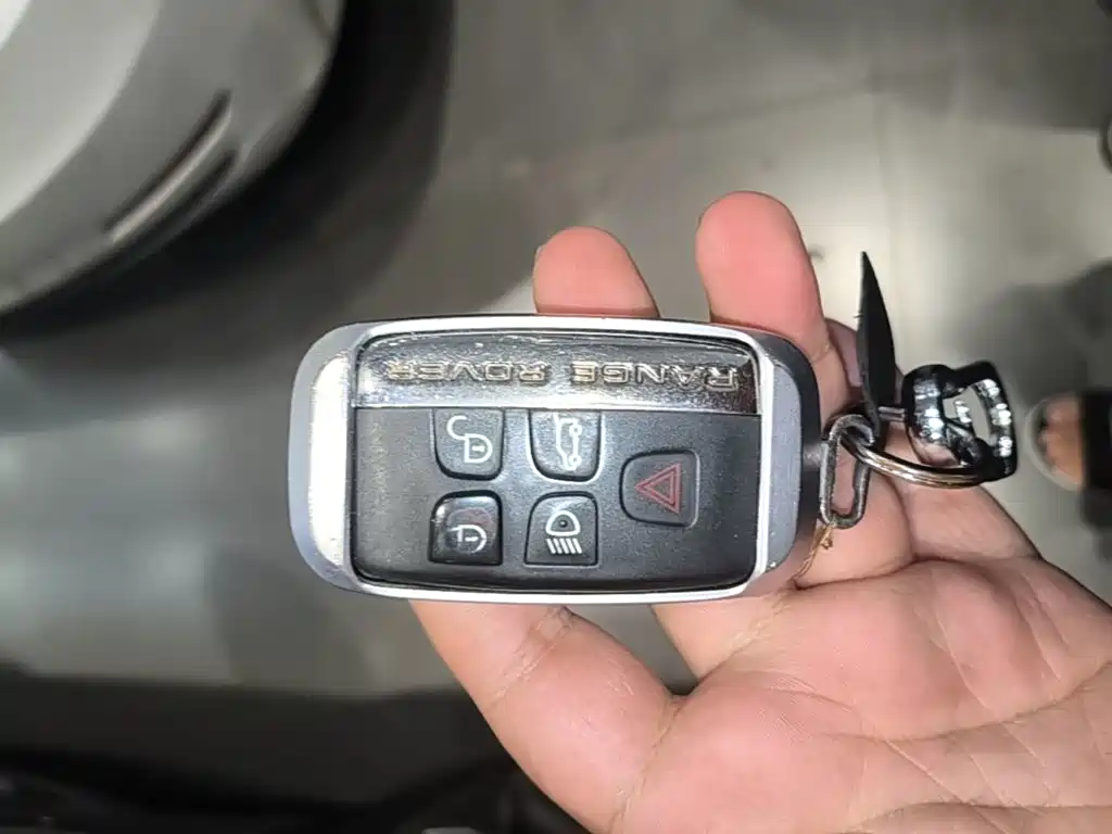 Land Rover Sport — миниатюра 9