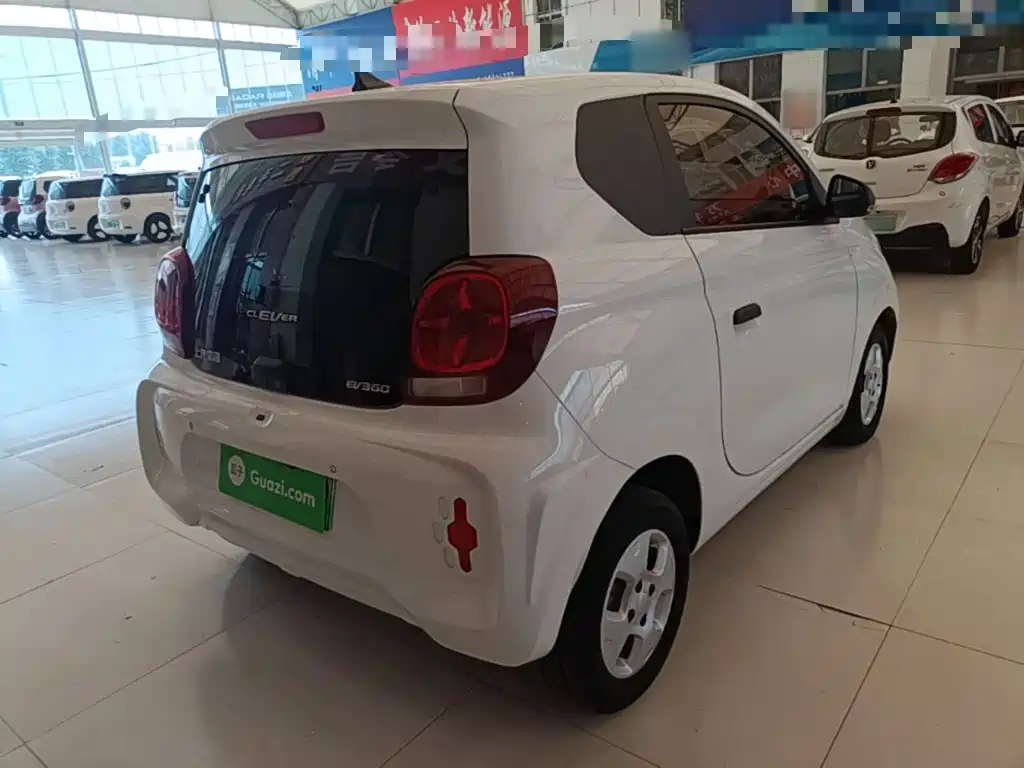 Roewe Clever — миниатюра 7