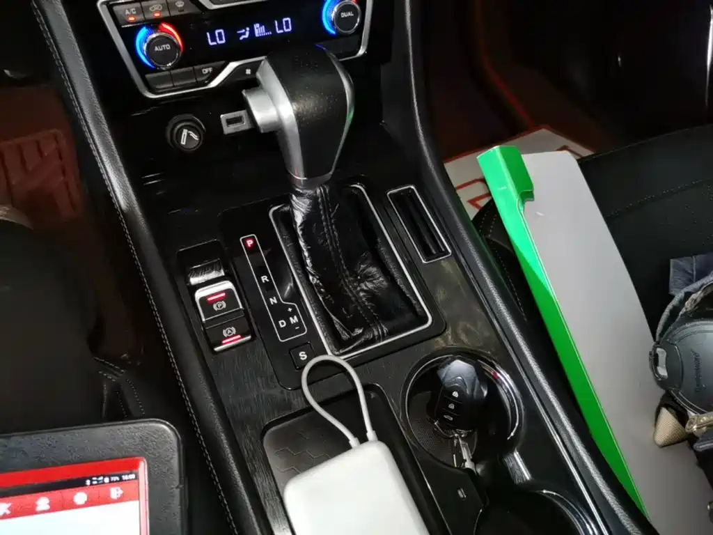 Zotye T600 Coupe — миниатюра 14