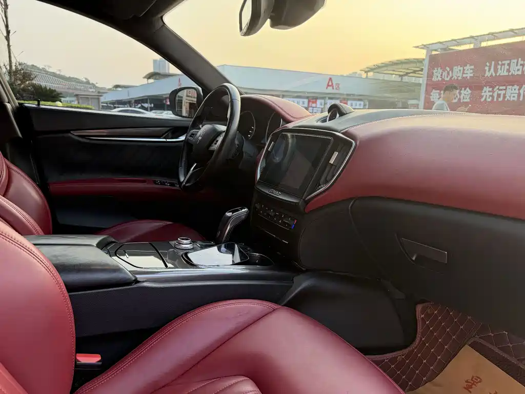 Maserati Ghibli — миниатюра 5