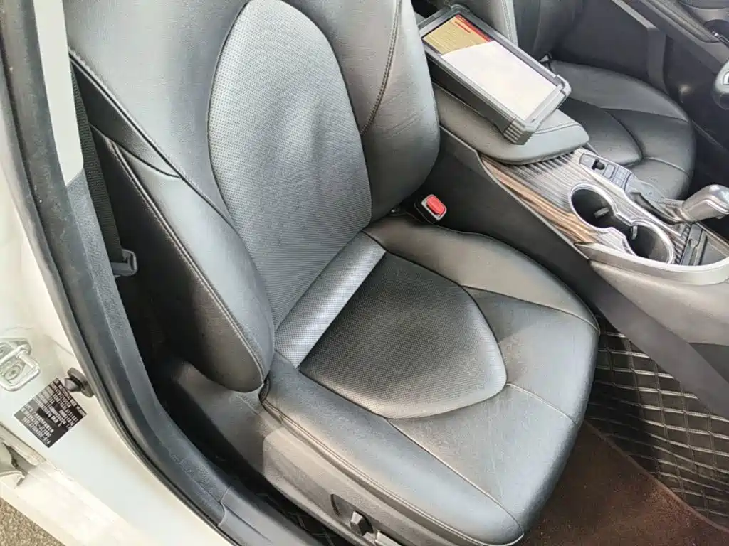 Toyota Camry — миниатюра 25