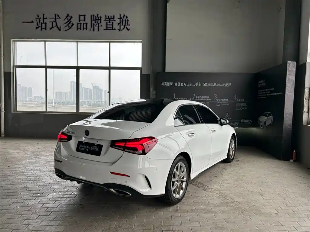 MERCEDES-BENZ A CLASS