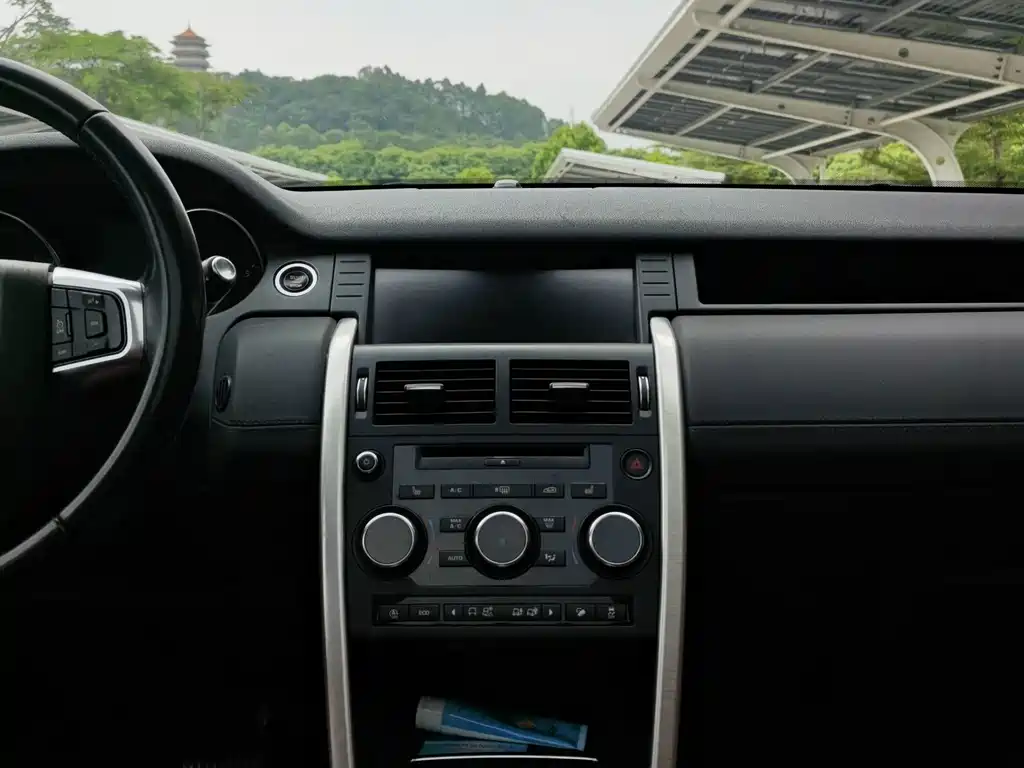 Land Rover Discovery Sport — миниатюра 14