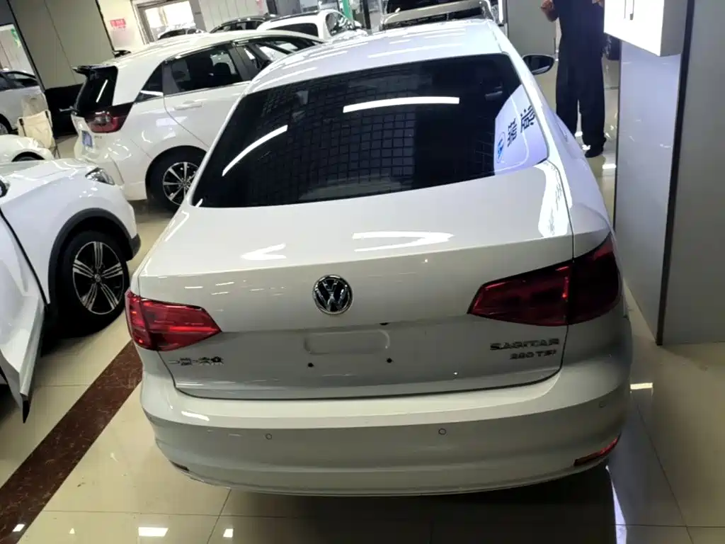 Volkswagen Sagitar — миниатюра 6