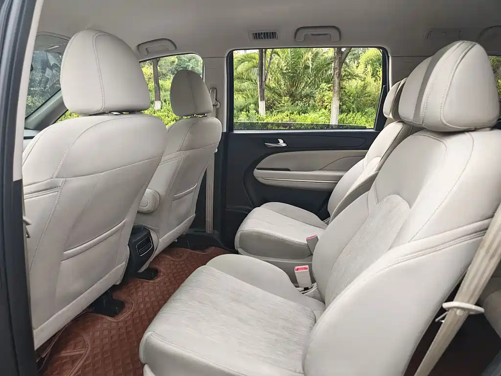 GAC Motor Trumpchi M6 — миниатюра 6