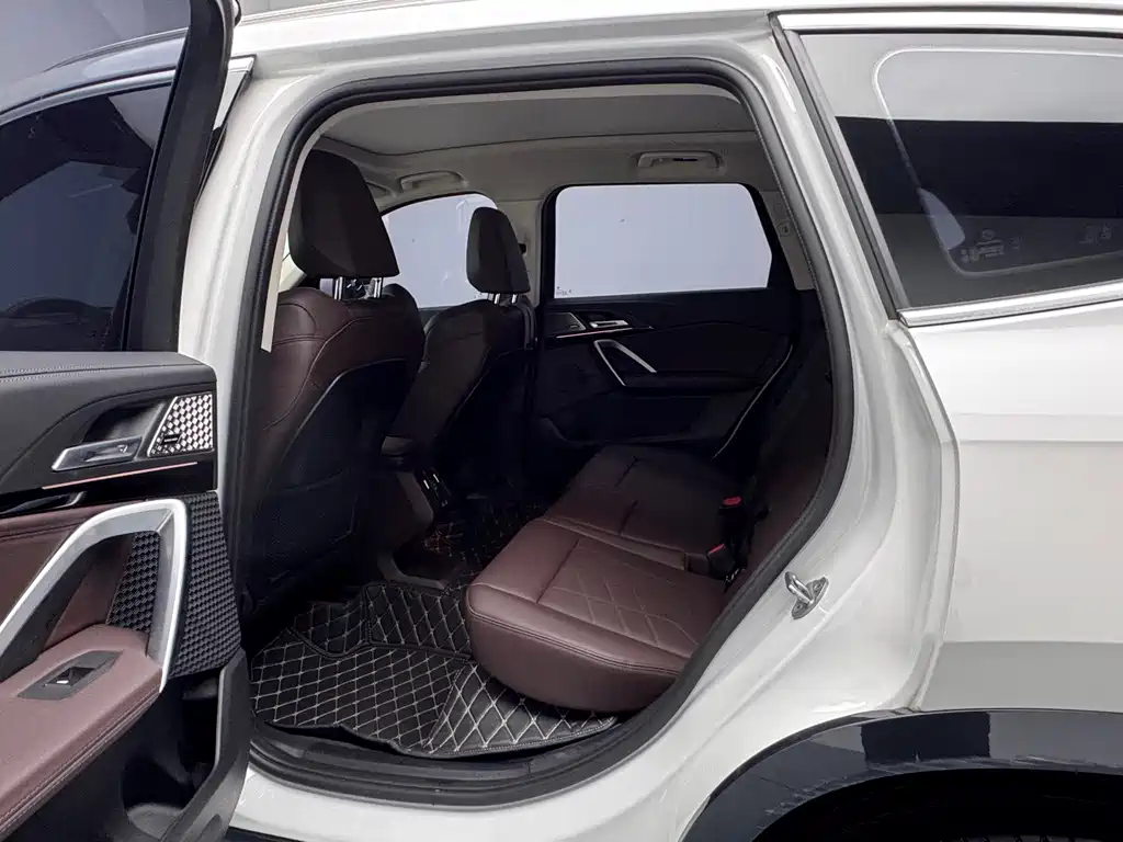 BMW X1 — миниатюра 5