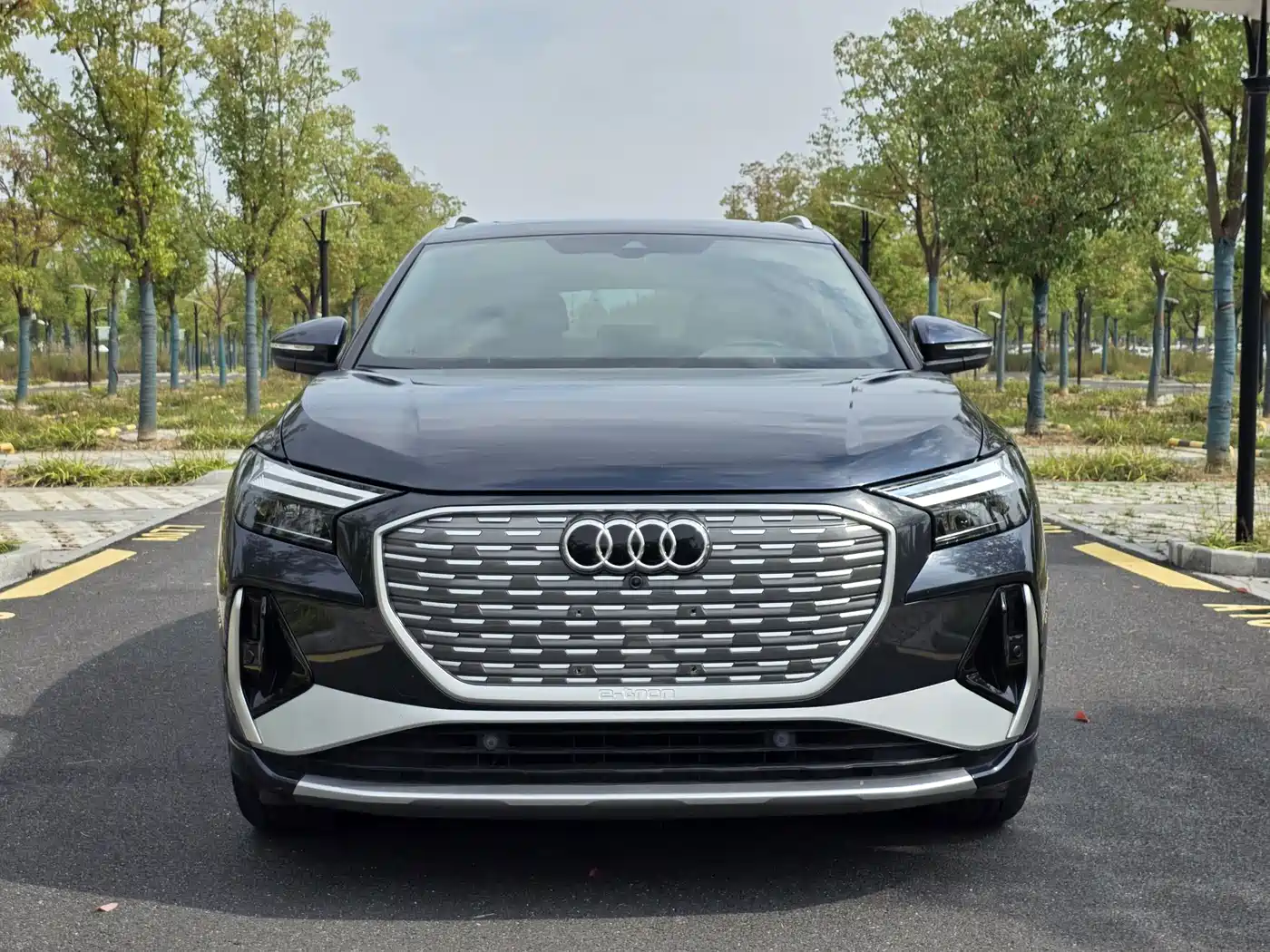 Audi 奥迪Q4 e-tron