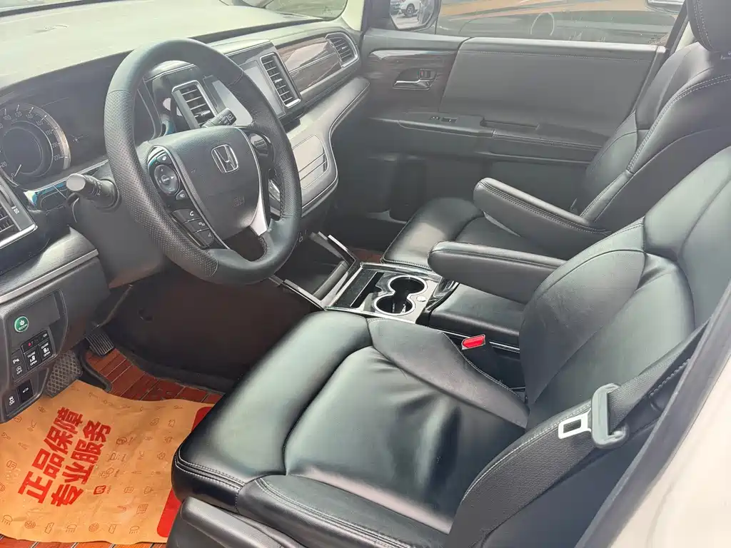 Honda Elysion — миниатюра 8
