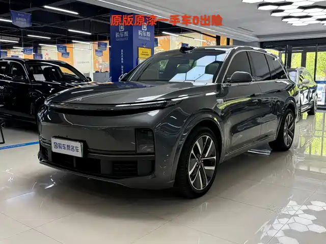 Li Auto L8