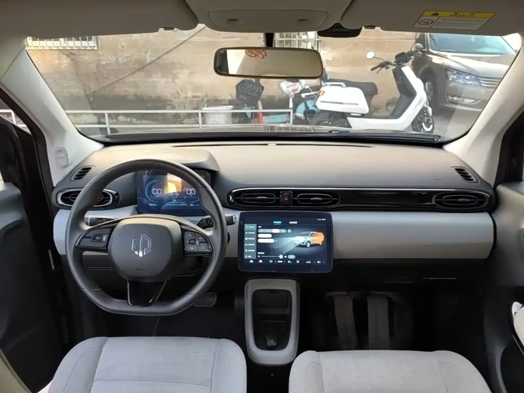 Leapmotor Leapmotor T03 — миниатюра 10