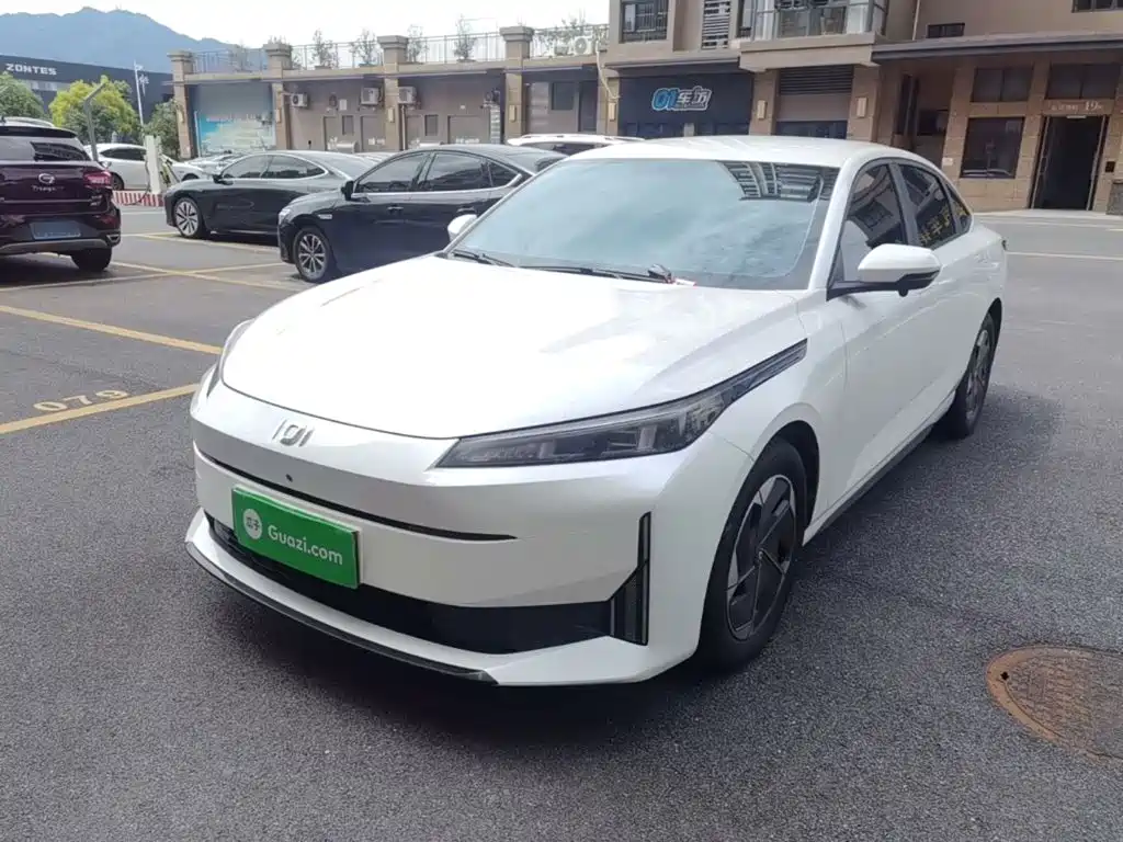 Qiyuan 长安启源A05经典 — миниатюра 2